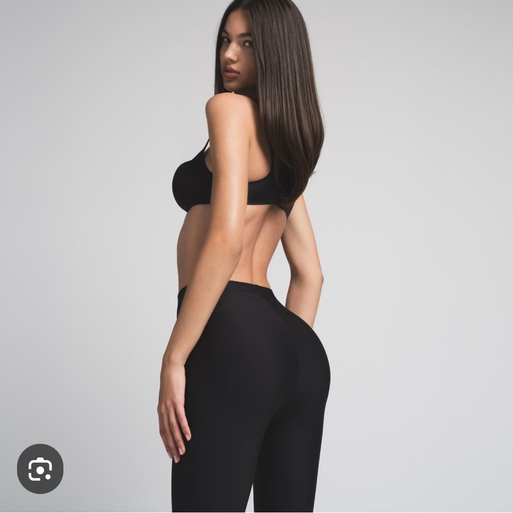 SKIMS Black Leggings